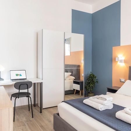 Quarzo. Modern Rooms 卡利亚里 外观 照片