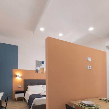 Quarzo. Modern Rooms 卡利亚里 外观 照片