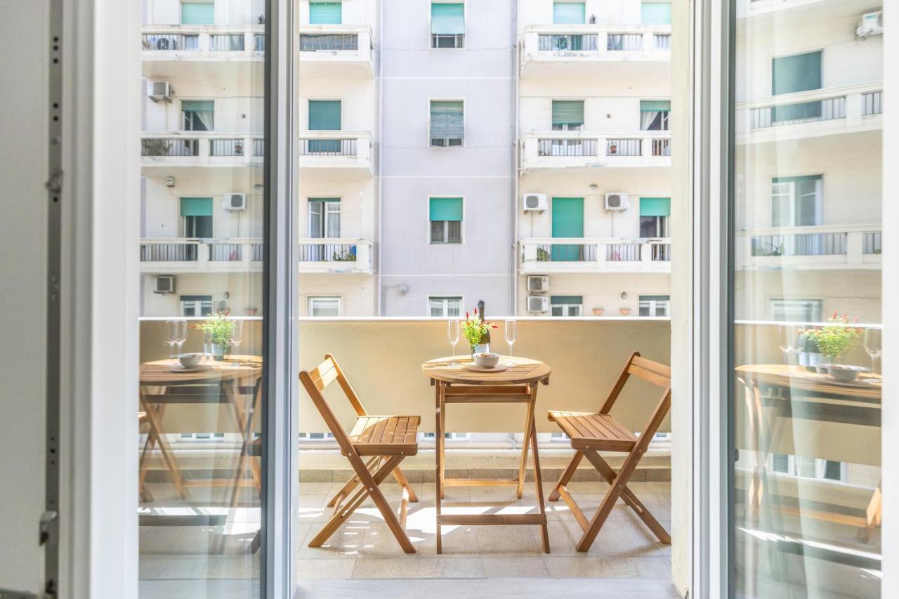 Quarzo. Modern Rooms 卡利亚里 外观 照片