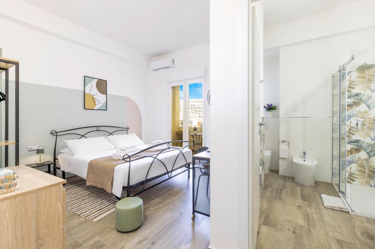 Quarzo. Modern Rooms 卡利亚里 外观 照片
