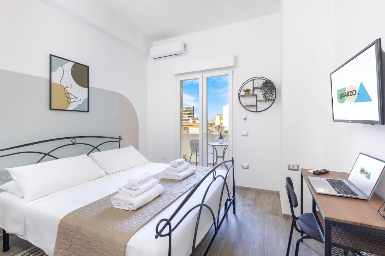 Quarzo. Modern Rooms 卡利亚里 外观 照片
