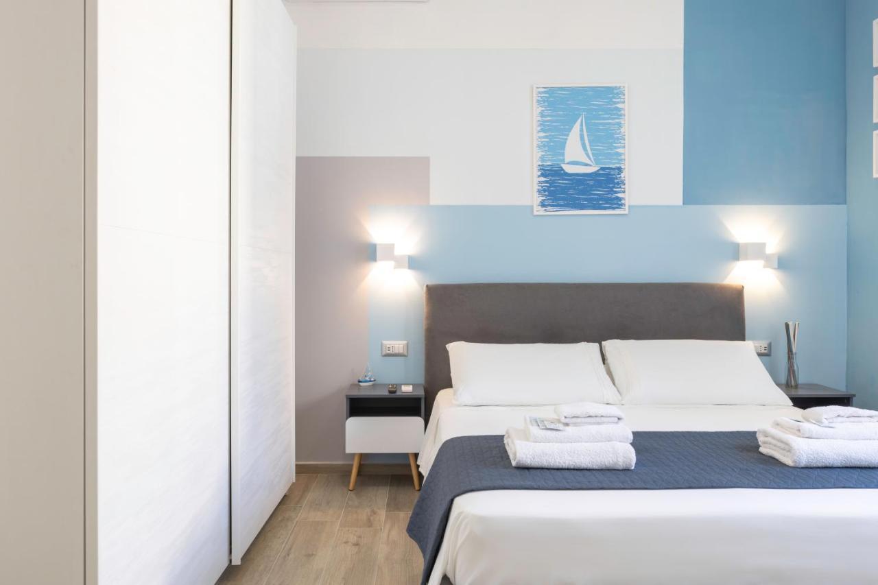 Quarzo. Modern Rooms 卡利亚里 外观 照片