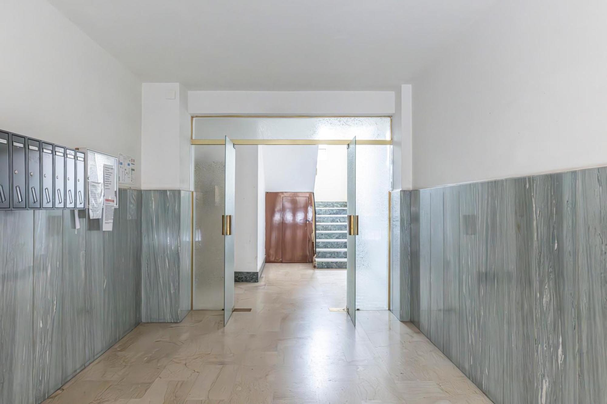 Quarzo. Modern Rooms 卡利亚里 外观 照片